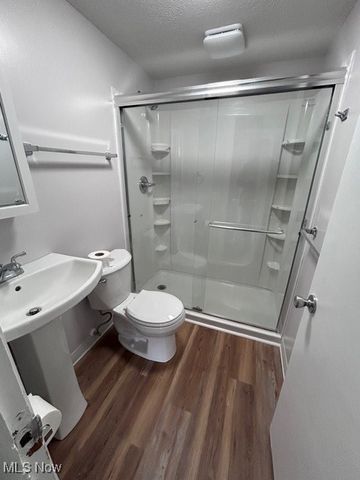 5930 Walbrook Street NW, Canton, OH 44718