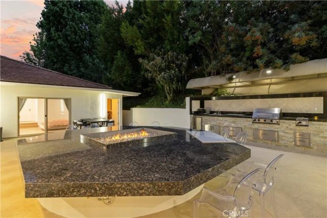 4651 Ellenita Ave., Tarzana, CA 91356