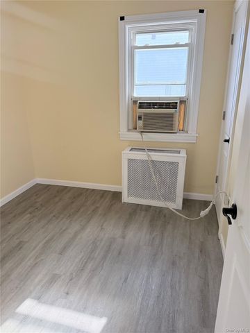 363 Hewlett Parkway, Hewlett, NY 11557