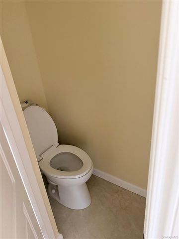 363 Hewlett Parkway, Hewlett, NY 11557