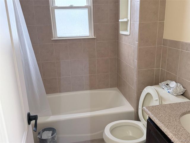 363 Hewlett Parkway, Hewlett, NY 11557