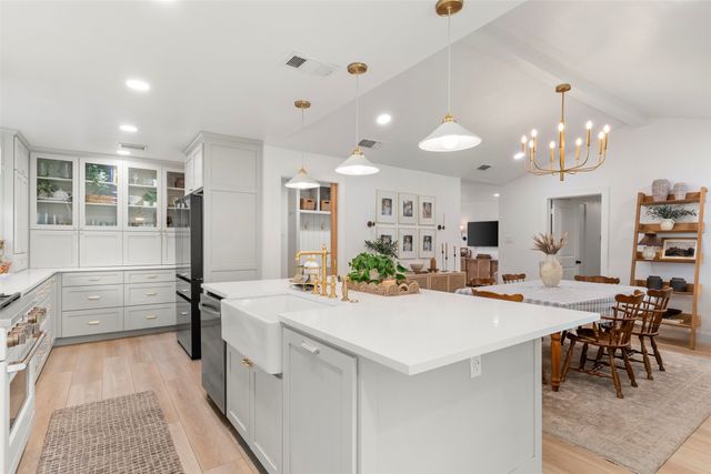 623 Opal Lane, Richardson, TX 75080