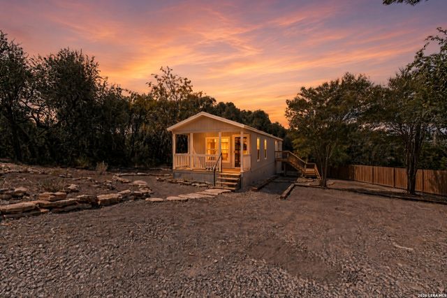 2253 WATERFRONT PARK DR, Canyon Lake, TX 78133