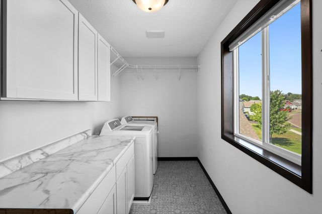 1024 Bellaire Boulevard NW, Isanti, MN 55040