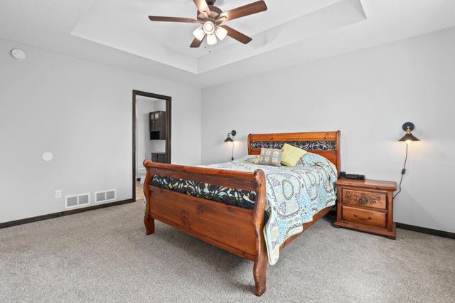 1024 Bellaire Boulevard NW, Isanti, MN 55040