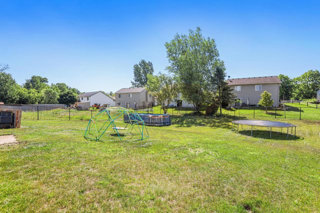 1024 Bellaire Boulevard NW, Isanti, MN 55040