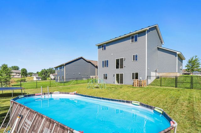 1024 Bellaire Boulevard NW, Isanti, MN 55040