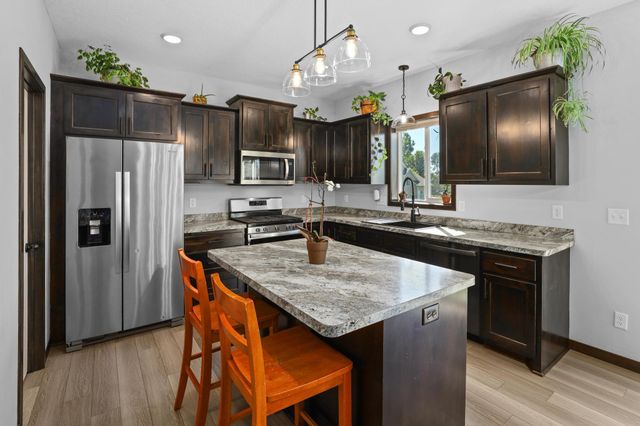 1024 Bellaire Boulevard NW, Isanti, MN 55040