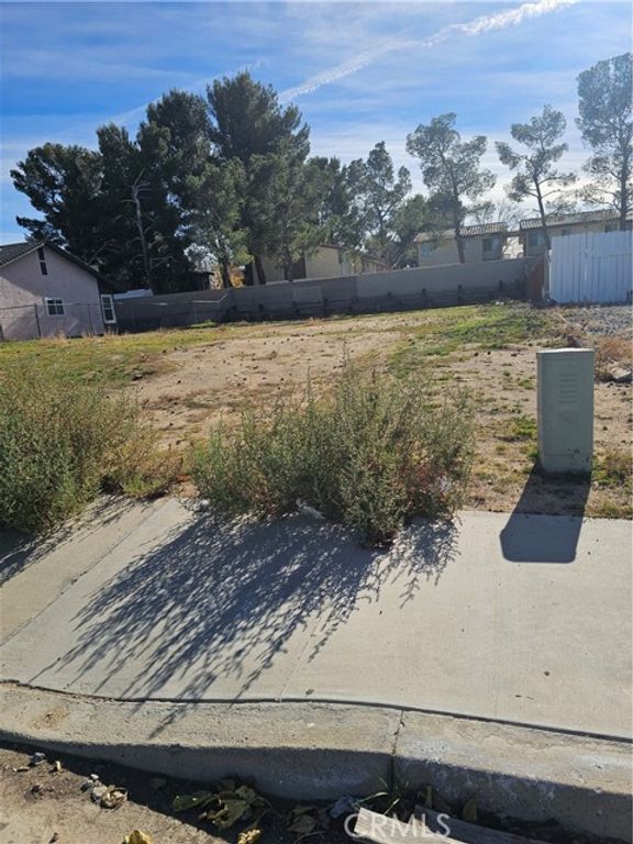 15131 Wildrose, Victorville, CA 92394