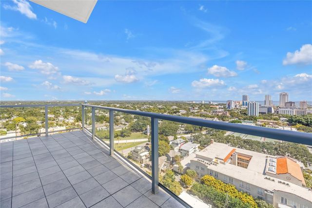 777 3RD AVENUE N 1703, St Petersburg, FL 33701
