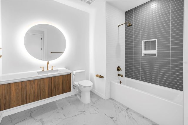 777 3RD AVENUE N 1703, St Petersburg, FL 33701