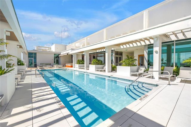 777 3RD AVENUE N 1703, St Petersburg, FL 33701