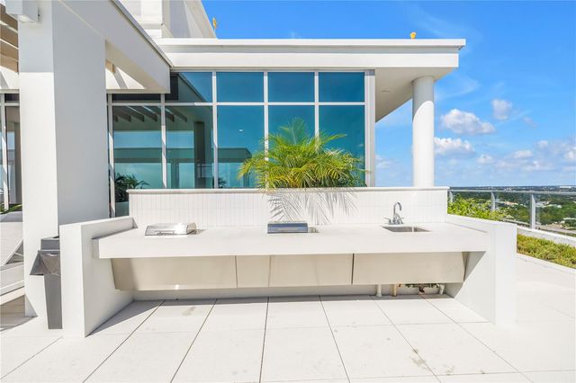 777 3RD AVENUE N 1703, St Petersburg, FL 33701