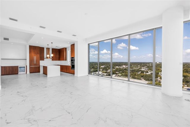 777 3RD AVENUE N 1703, St Petersburg, FL 33701