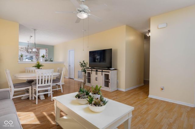 871 Maidstone Avenue, Westfield, IN 46074