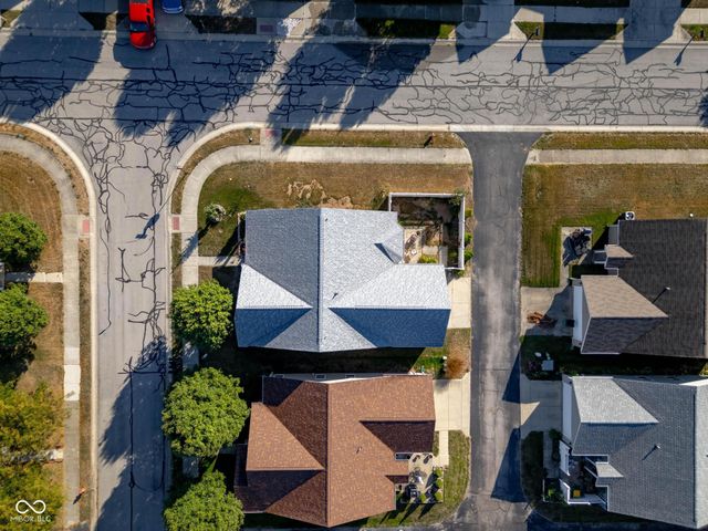 871 Maidstone Avenue, Westfield, IN 46074