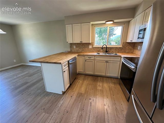 2442 Payne Circle, Colorado Springs, CO 80916
