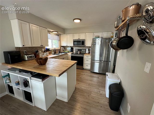 2442 Payne Circle, Colorado Springs, CO 80916