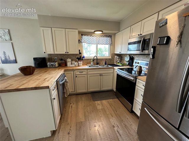 2442 Payne Circle, Colorado Springs, CO 80916