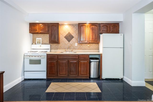 2333 Palmer Avenue B1, New Rochelle, NY 10801