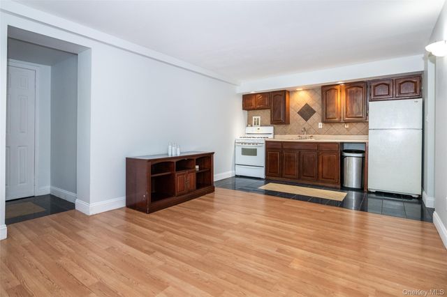 2333 Palmer Avenue B1, New Rochelle, NY 10801