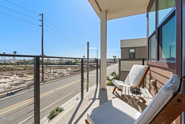 1087 Canal Street, Oxnard, CA 93035