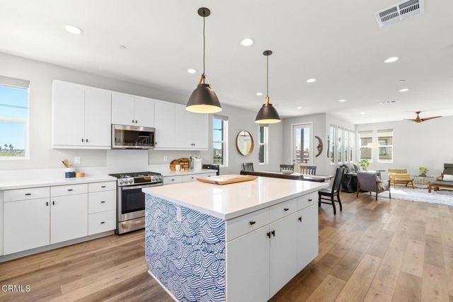 1087 Canal Street, Oxnard, CA 93035