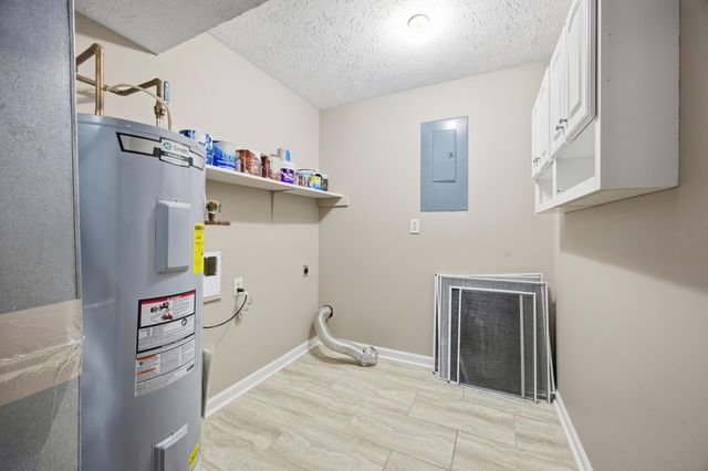 1141 Ashford Lane, Lexington, KY 40515