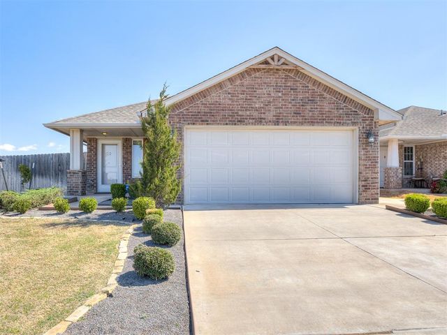 19628 Brookville Drive, Edmond, OK 73012