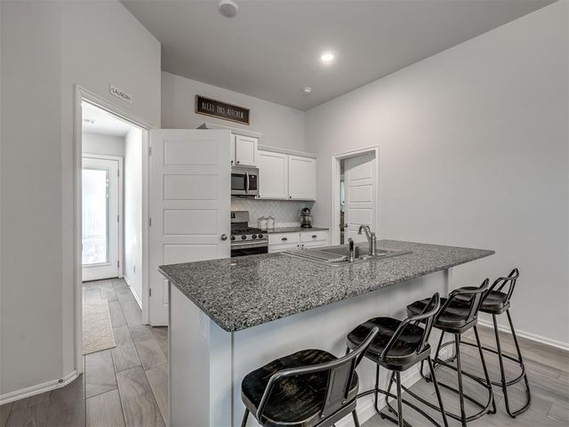 19628 Brookville Drive, Edmond, OK 73012