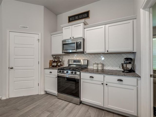 19628 Brookville Drive, Edmond, OK 73012