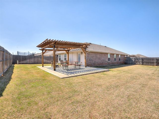 19628 Brookville Drive, Edmond, OK 73012