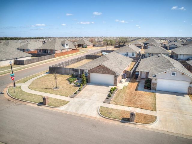 19628 Brookville Drive, Edmond, OK 73012