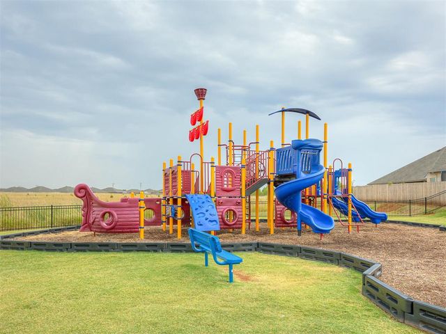 19628 Brookville Drive, Edmond, OK 73012