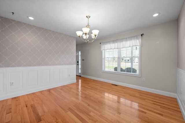 6603 Greenville Rd, Hopkinsville, KY 42240