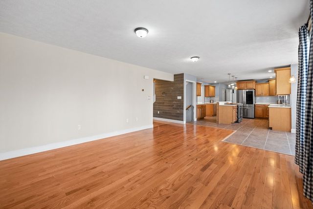 6603 Greenville Rd, Hopkinsville, KY 42240