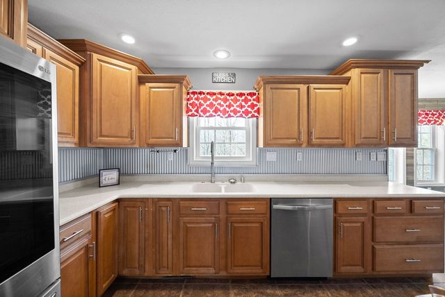 6603 Greenville Rd, Hopkinsville, KY 42240