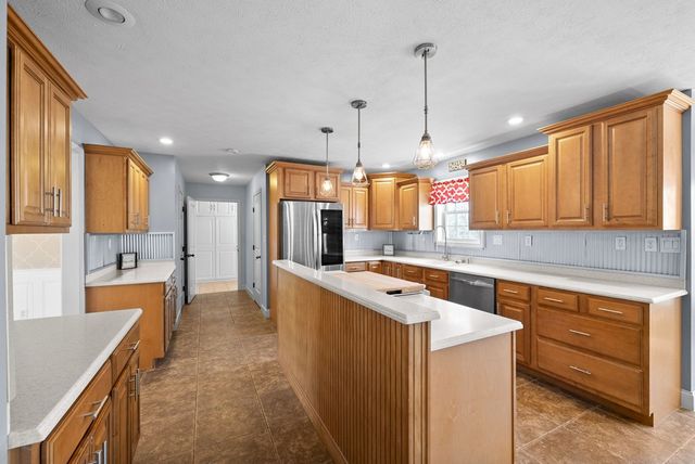 6603 Greenville Rd, Hopkinsville, KY 42240