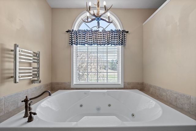 6603 Greenville Rd, Hopkinsville, KY 42240