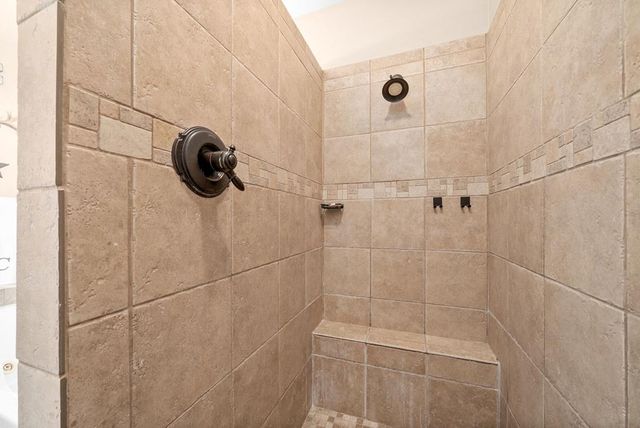 6603 Greenville Rd, Hopkinsville, KY 42240