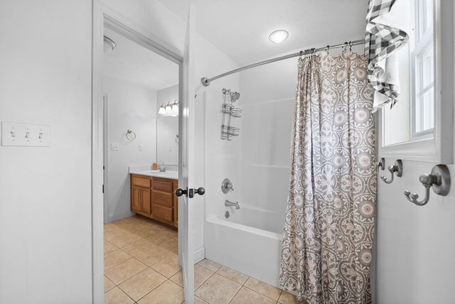 6603 Greenville Rd, Hopkinsville, KY 42240