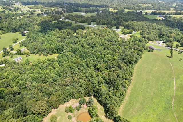 6603 Greenville Rd, Hopkinsville, KY 42240