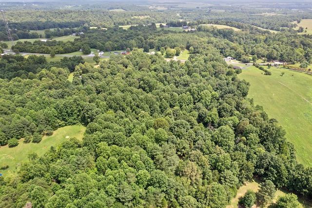 6603 Greenville Rd, Hopkinsville, KY 42240