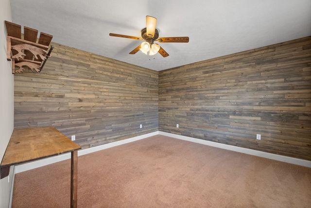 6603 Greenville Rd, Hopkinsville, KY 42240