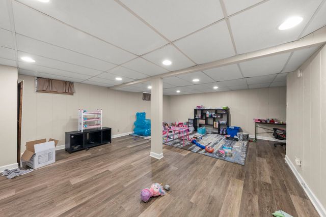 1620 Lucylle Avenue, St. Charles, IL 60174