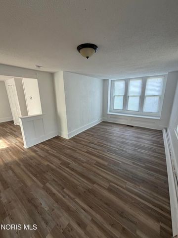 1841 Berdan Avenue, Toledo, OH 43613