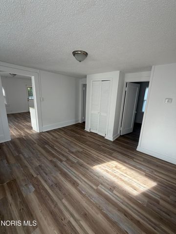 1841 Berdan Avenue, Toledo, OH 43613