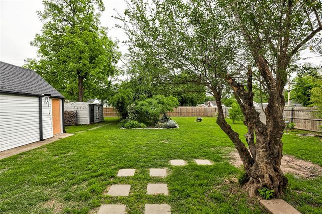 430 Iowa Street, Norman, OK 73069