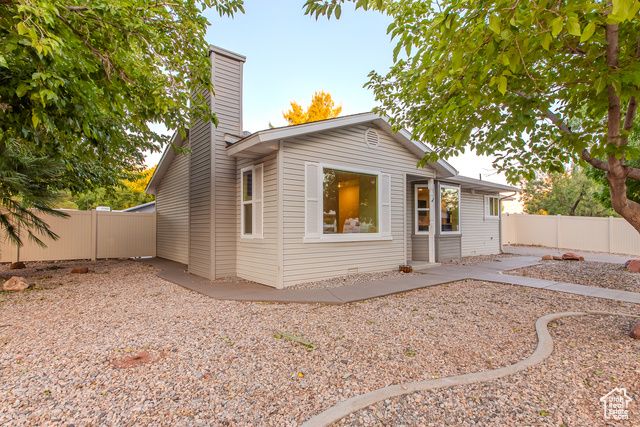 515 250, Ivins, UT 84738