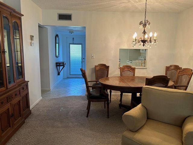 7877 Golf Circle Drive 211, Margate, FL 33063